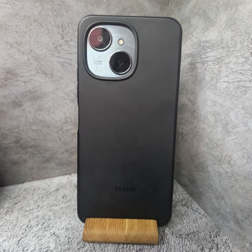 Мобильный телефон Tecno Spark 40C