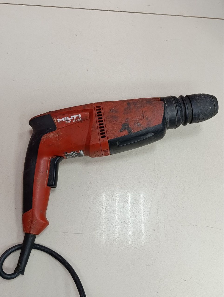 Перфоратор HILTI