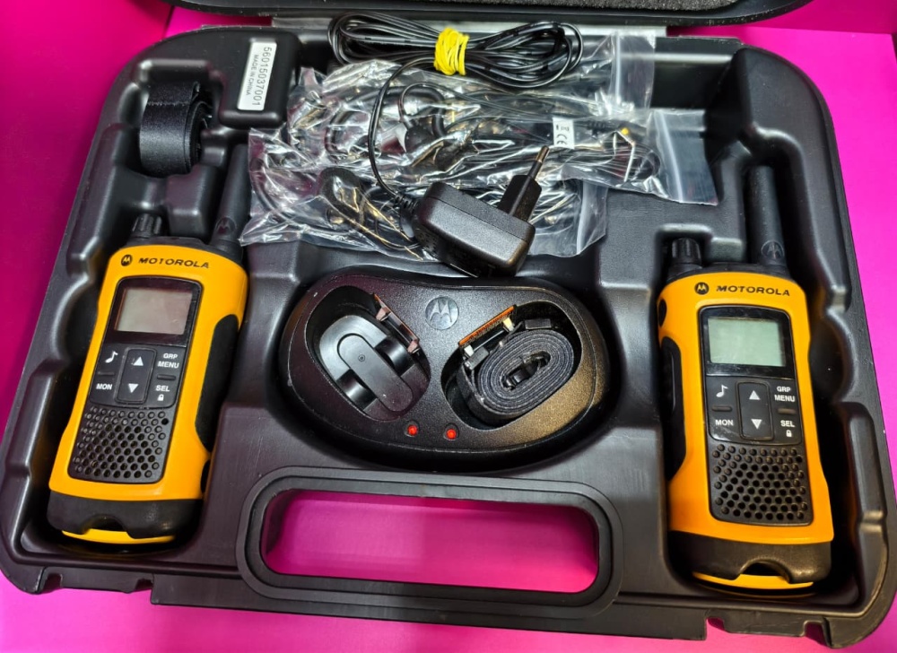 Рация/Набор раций  MOTOROLA T80