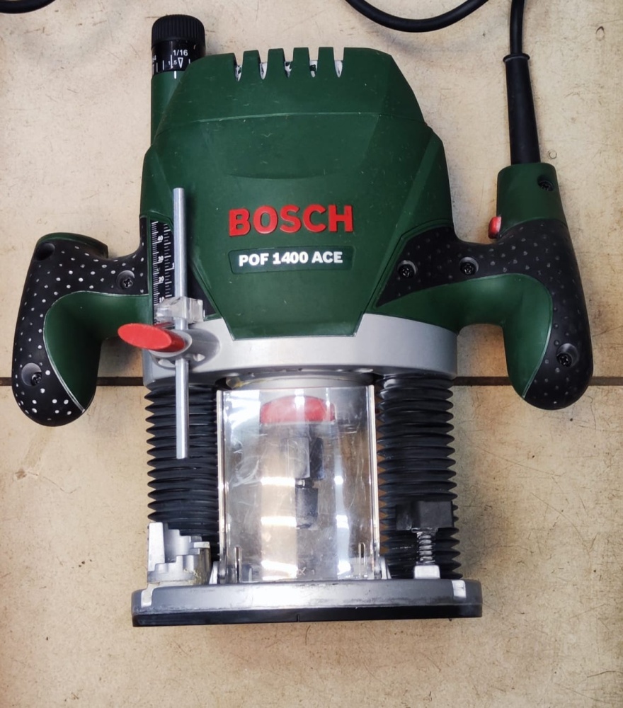 Фрезер Bosch POF1400