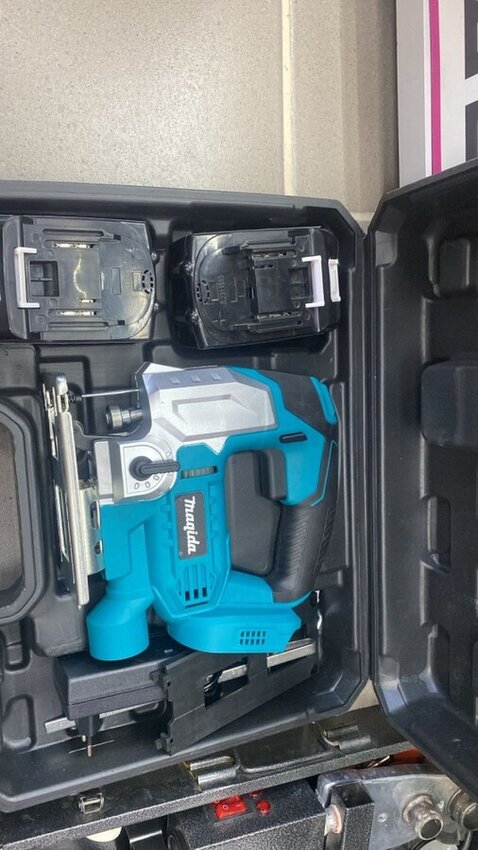 Лобзик MKT 21v