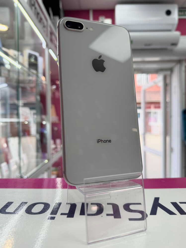 Смартфон iPhone 8+ 64 Gb