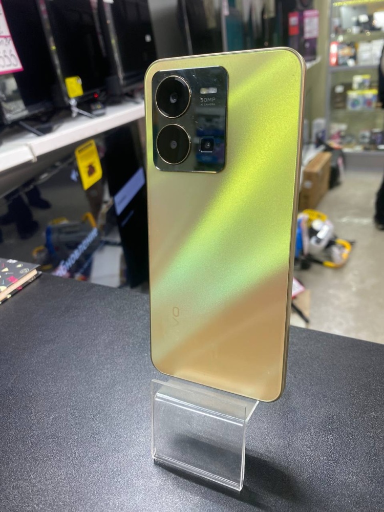 Смартфон Vivo Y35 4/64