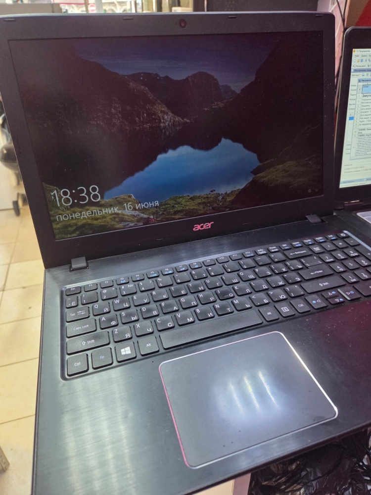 Ноутбук Acer aspire 5