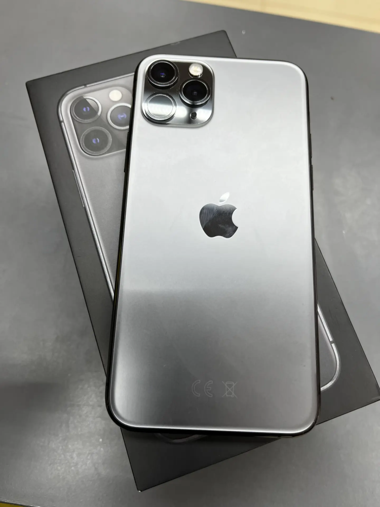 Смартфон iPhone 11 PRO 64 Gb