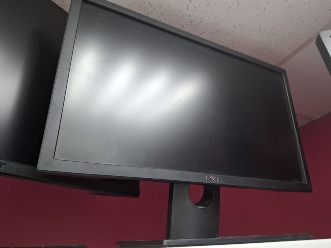 Монитор Dell 24