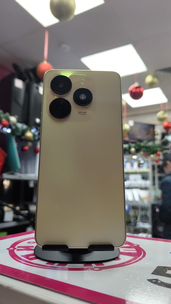 Мобильный телефон Tecno Spark 20c 4\256