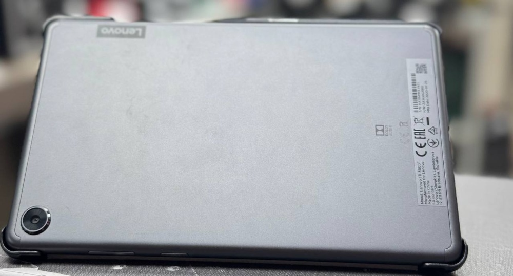 Планшет Lenovo TAB 8