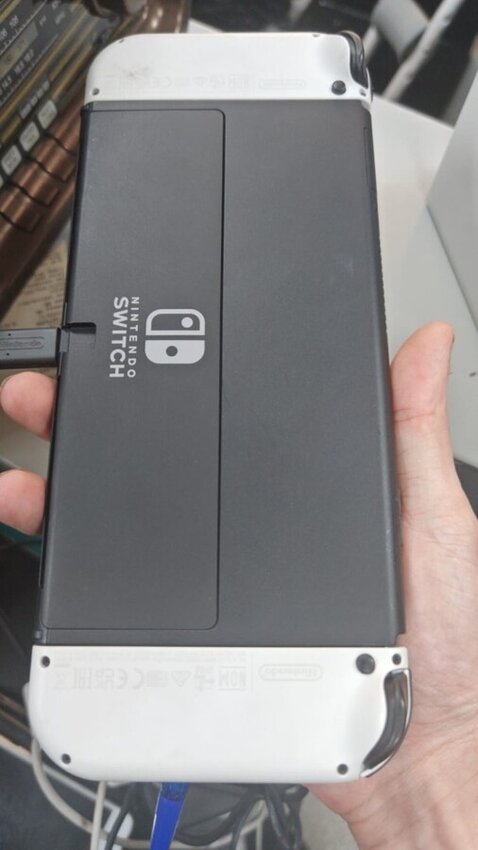 Игровая приставка Nintendo Switch