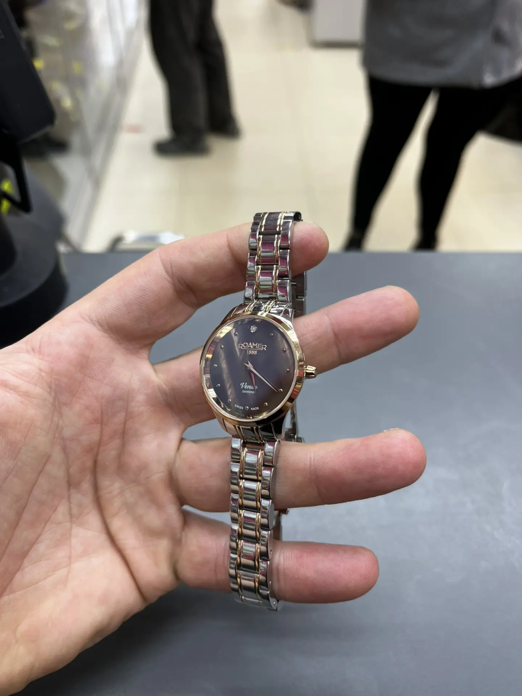 Часы Roamer 601857