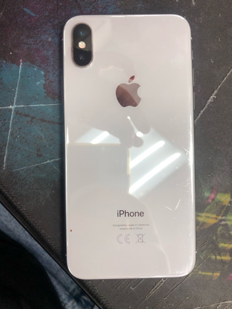 Смартфон iPhone X 256Gb