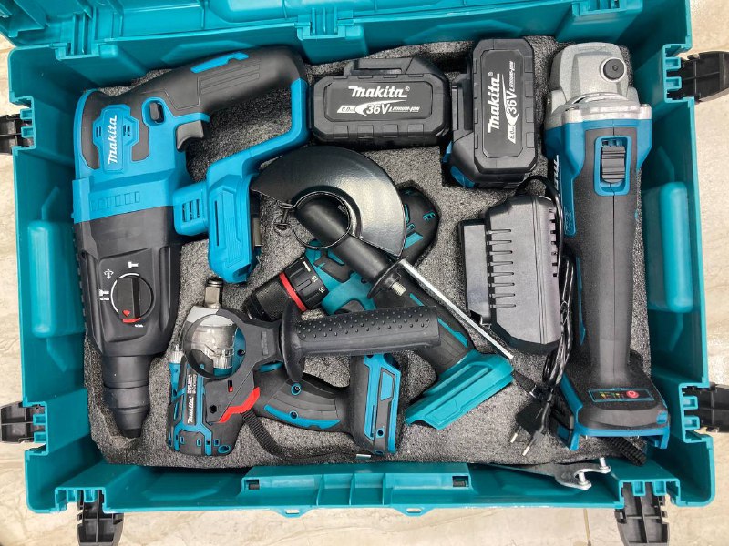 Набор инструментов аккумуляторный 4в1