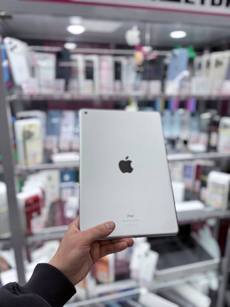 Планшет Apple iPad 8 32gb wi-fi